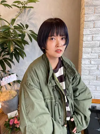 ショート カラー Basis 田口豪司のヘアスタイル