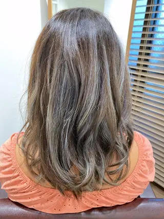 ロング カラー ハイライト⭐️上野 高広のヘアスタイル