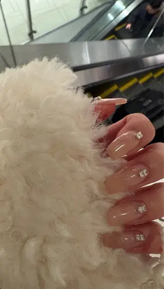 ネイル Rioka 栄 | 矢場町のネイルデザイン