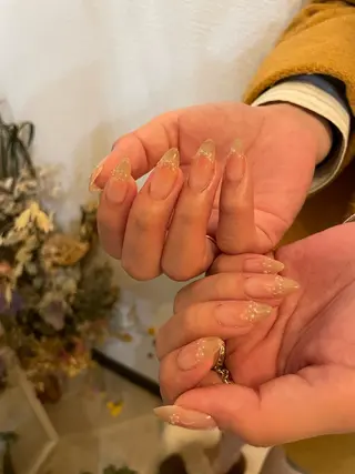 ネイル with hues所属・with hues AYAのネイルデザイン