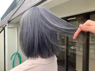 ミディアム カラー パーマ ヘアアレンジ メンズ キッズ ネイル マツエク・マツパ 切りっぱなしヘアボブ ミディアムヘアRYOのヘアスタイル