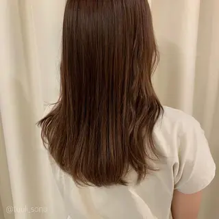 ミディアム カラー tuuli トゥーリのヘアスタイル