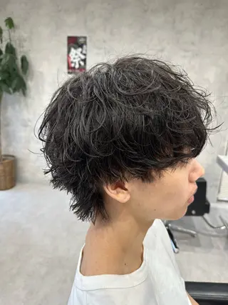 ショート パーマ メンズ ユウ🪄 パーマ指名No1のヘアスタイル