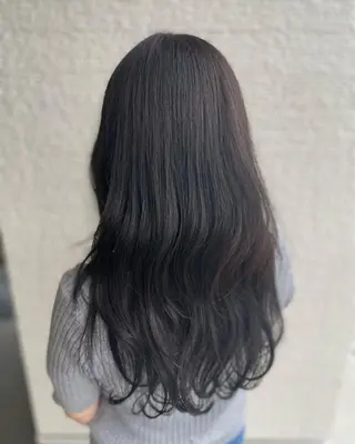 ロング カラー やまこし 美裕樹のヘアスタイル