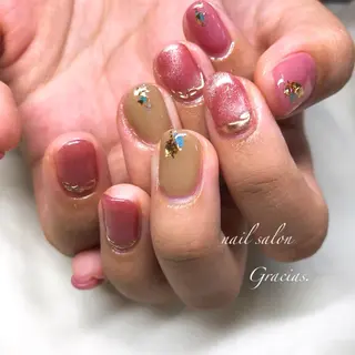 ネイル Gracias. rieのネイルデザイン