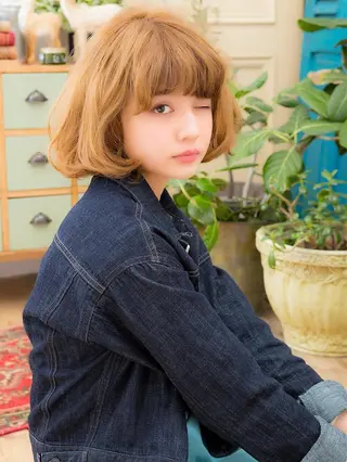 ミディアム カラー クボキ サヤのヘアスタイル