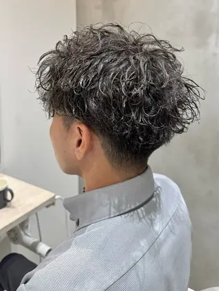 パーマ メンズ ほの カラー特化/ ブリーチ/ボブのヘアスタイル