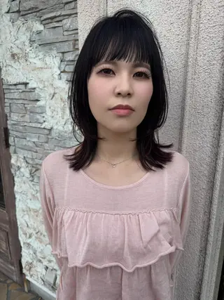 ミディアム 曲がるストレート/ レイヤー/大野真央のヘアスタイル