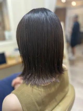 ミディアム 茅野 あゆ美のヘアスタイル