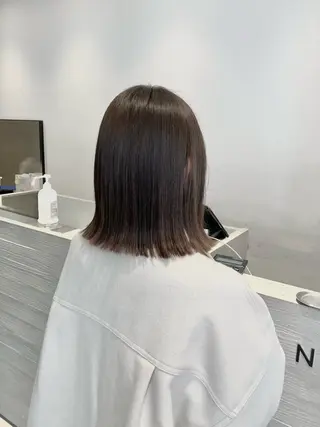 ミディアム サキ🤍ハイトーン 🩰くびれ巻きヘアのヘアスタイル