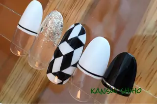 ネイル Elio 国泰寺のネイルデザイン