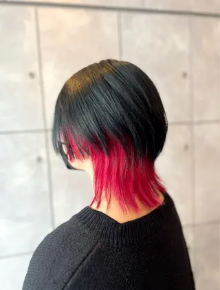 ミディアム カラー 🌈インナーカラー ‘ショウマ’🌈のヘアスタイル