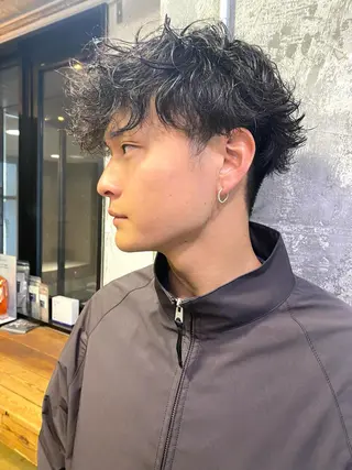 ショート パーマ メンズ キタダ ヒロキのヘアスタイル