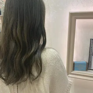 カラー 🍪ﾖｼｲﾊﾙﾈ🍪 ﾗﾍﾞﾝﾀﾞｰｶﾗｰのヘアスタイル