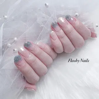ネイル Flashy Nailsのネイルデザイン