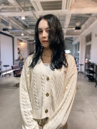 セミロング カラー パーマ KOOKI スティードトーキョーのヘアスタイル