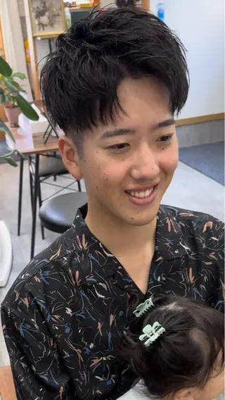 メンズ ＆tigre 佐藤秀太のヘアスタイル