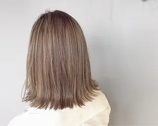 ミディアム カラー VIRETTA 【ヴィレッタ】のヘアスタイル