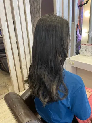 ロング カラー 東恩納 誠のヘアスタイル