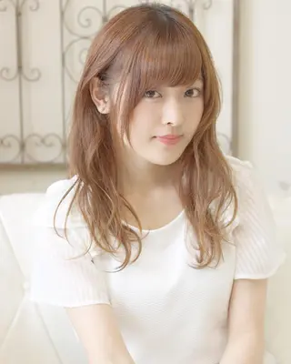 セミロング カラー 柳澤 興輝のヘアスタイル