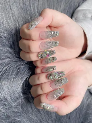 セミロング ネイル 《LB》ラブリエ Nail&eyeのマツエク・マツパデザイン