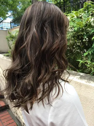ミディアム カラー パーマ ヘアアレンジ きむえり/髪質改善 /うねり広がり改善のヘアスタイル