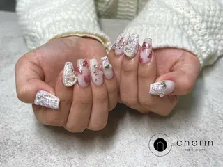 ネイル ネイルルーム チャームのネイルデザイン