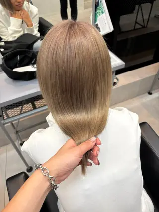 ミディアム カラー 茶谷 沙穂のヘアスタイル