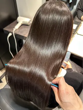 セミロング 髪質改善 中川　翔のヘアスタイル