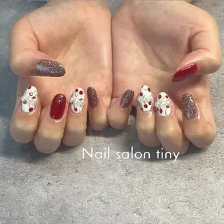 ネイル Nail salon tiny🩵のネイルデザイン