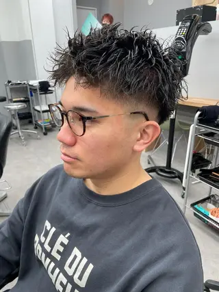 ショート メンズ YUKI 新宿カット パーマ/カラーのヘアスタイル