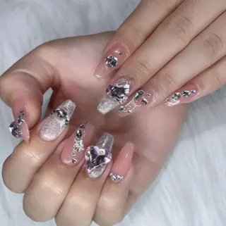 ネイル Queens momoのネイルデザイン