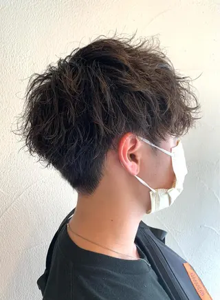 ショート パーマ メンズ 王子田 隼のヘアスタイル