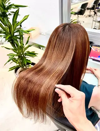 セミロング パーマ 艶髪と透明感を ‼️/若林のヘアスタイル