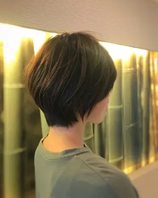ショート カラー パーマ チーフデザイナー 若林 麻衣のヘアスタイル