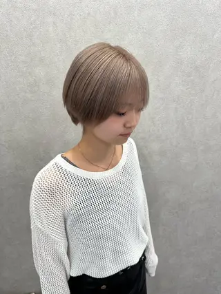 ショート カラー 花野 郁登のヘアスタイル