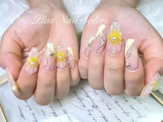 ネイル One Plus Nail Salonのネイルデザイン
