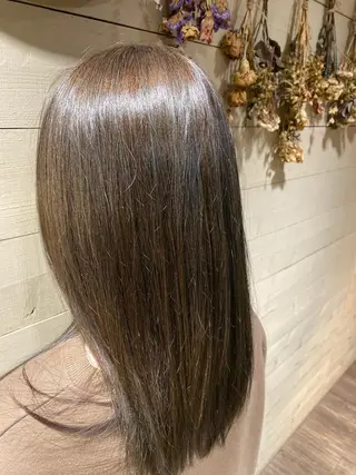 セミロング カラー マルヤマ リナのマツエク・マツパデザイン