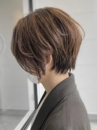 ショート カラー ブリーチなしカラー★ 小此木 秀仁のヘアスタイル