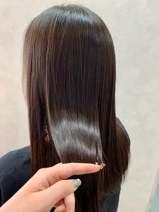 ロング 加藤 遥花のヘアスタイル