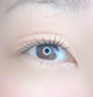 マツエク・マツパ un par unの眉毛・アイブロウイメージ