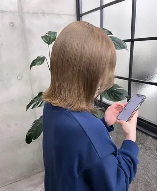 ミディアム ハイトーン🫧艶髪 MAIKAのヘアスタイル