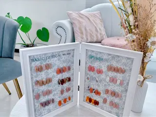 ネイル FancyRola所属・FancyRola 倉敷ネイルサロンのネイルデザイン