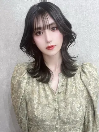 ミディアム カラー AiM エイム　韓国レイヤーのヘアスタイル