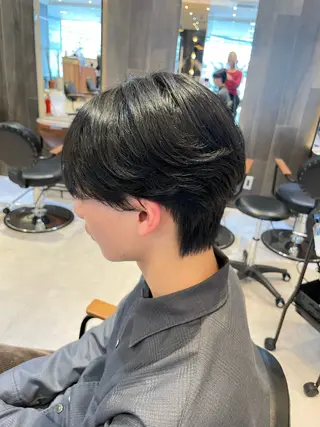 パーマ メンズ オリーブカラー🫒/ ハッシュカット/みゆのヘアスタイル
