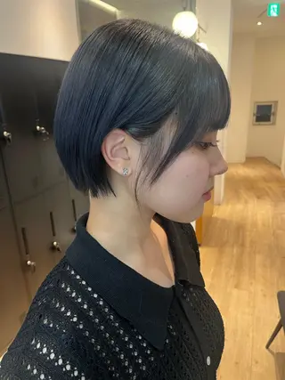 ショート カラー 須藤　優真 切りっぱなしボブのヘアスタイル