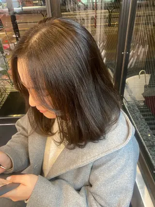 ミディアム 貴方に似合うを見つけ ます🌱市川リョウカのヘアスタイル