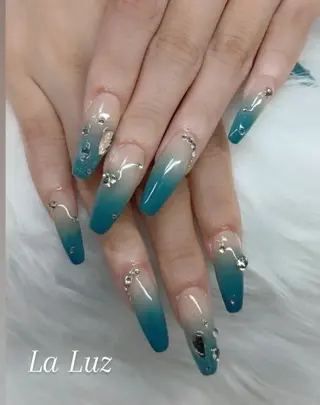 ネイル 小川 真里奈のネイルデザイン