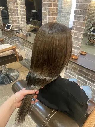ロング カラー 🧸顔周りカット /透明感🎀のヘアスタイル