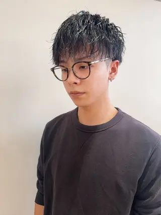 ショート パーマ 小平 琳のヘアスタイル